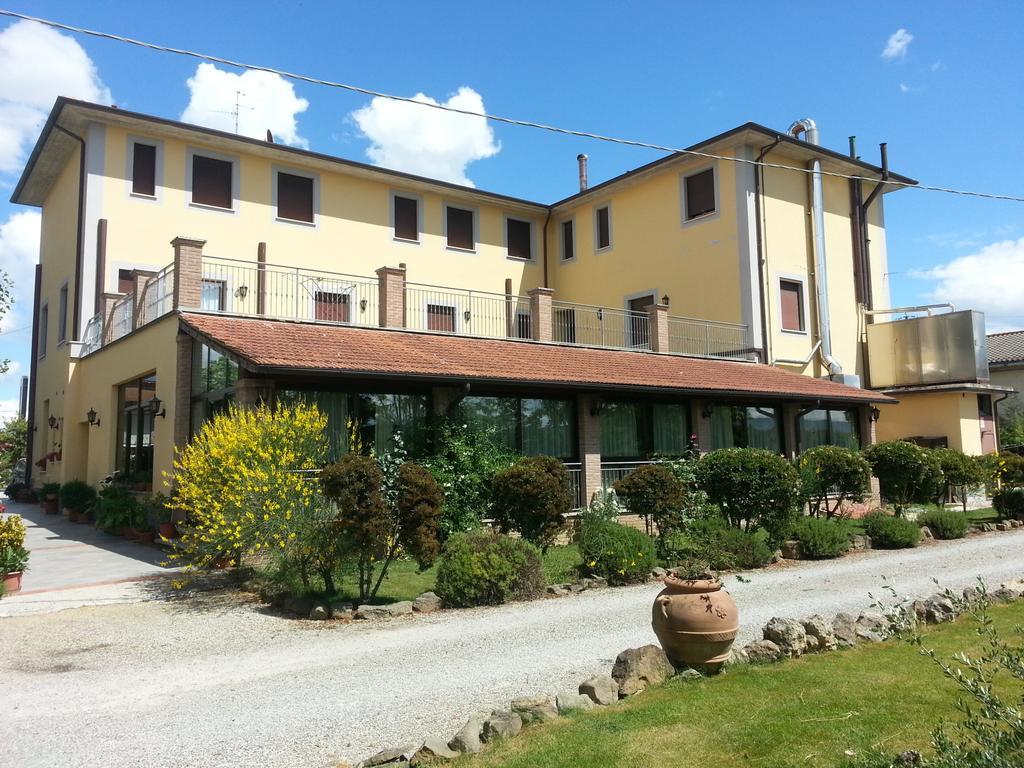 Montepulciano Stazione Hotel Tiziana מראה חיצוני תמונה