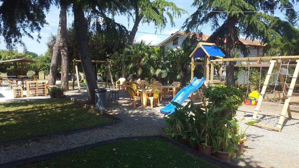 Montepulciano Stazione Hotel Tiziana מראה חיצוני תמונה