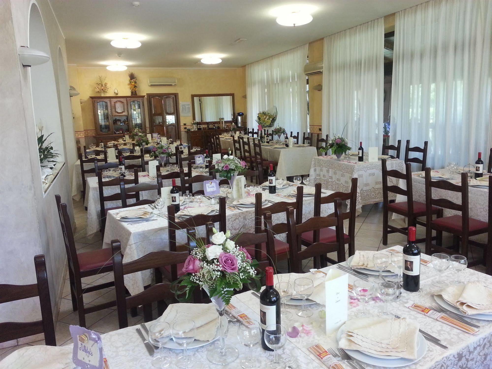 Montepulciano Stazione Hotel Tiziana מראה חיצוני תמונה