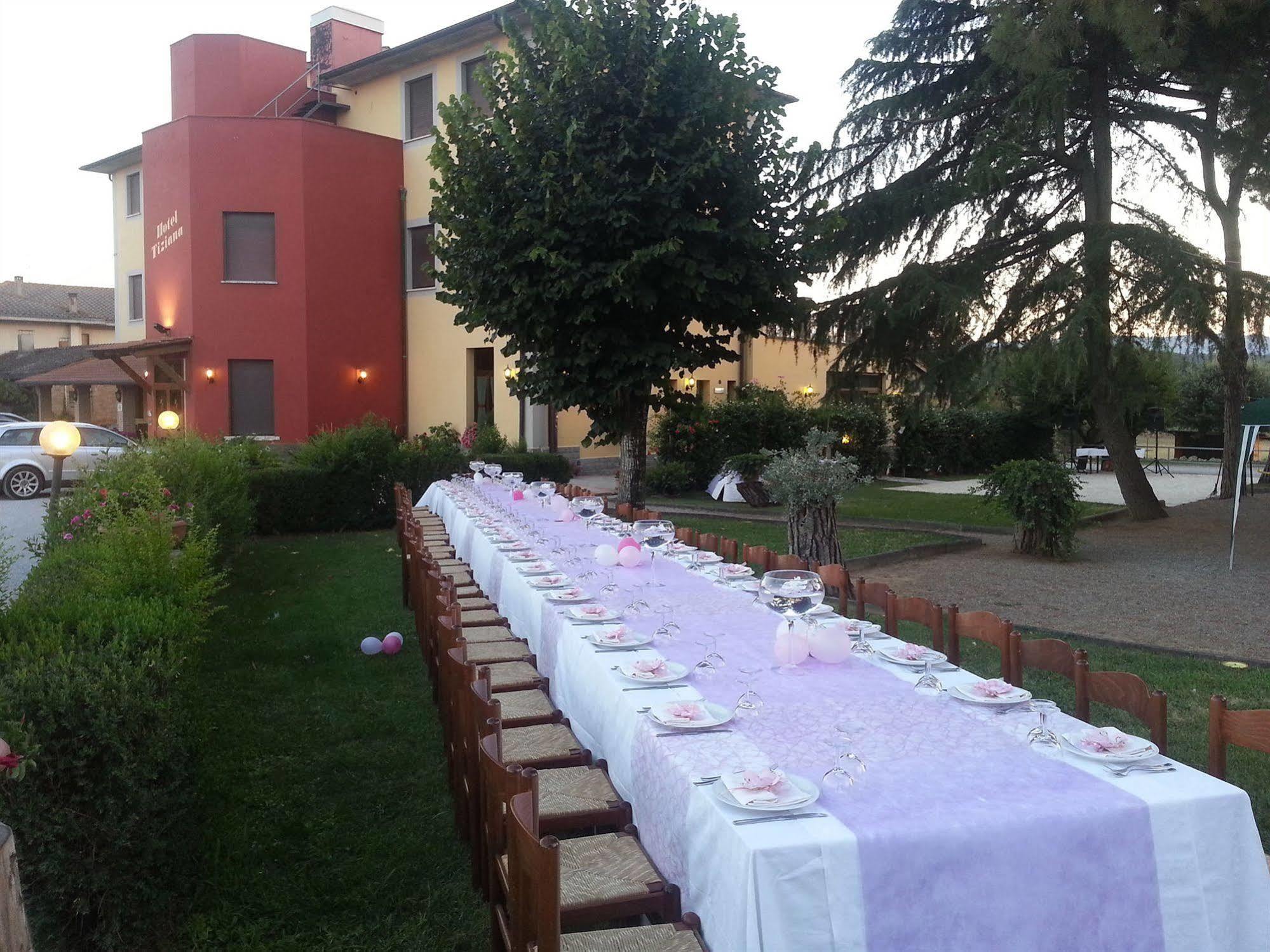 Montepulciano Stazione Hotel Tiziana מראה חיצוני תמונה